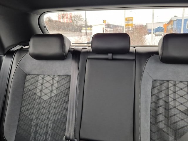 Volkswagen T-Roc 2.0 TSI DSG R-Line