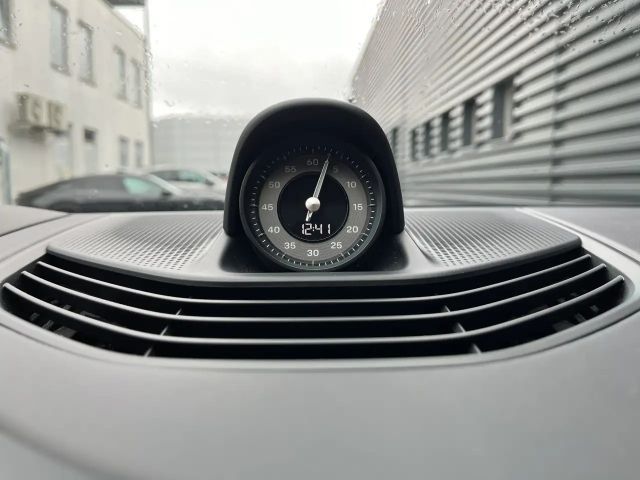 Porsche Taycan 4S Cross Turismo