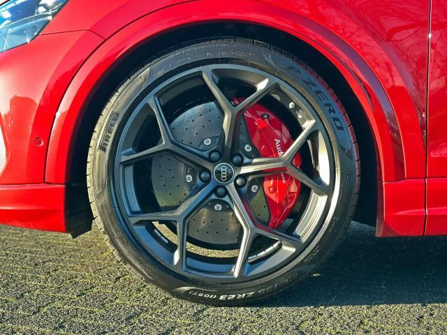 Audi RS Q8 Performance