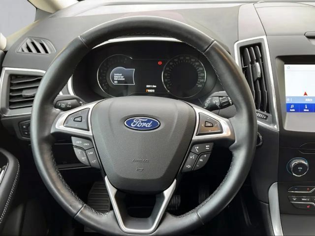 Ford S-Max Titanium