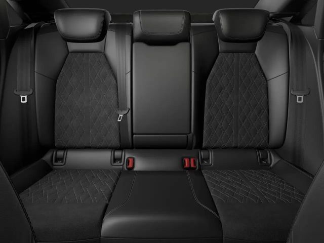 Audi A3 35 TFSI S-Line S-Tronic Sedan