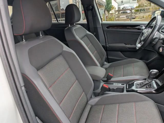 Volkswagen T-Roc 1.5 TSI DSG Sport Style