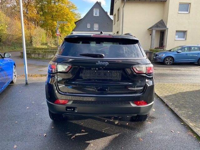 Jeep Compass 4x4 Hybrid Trailhawk