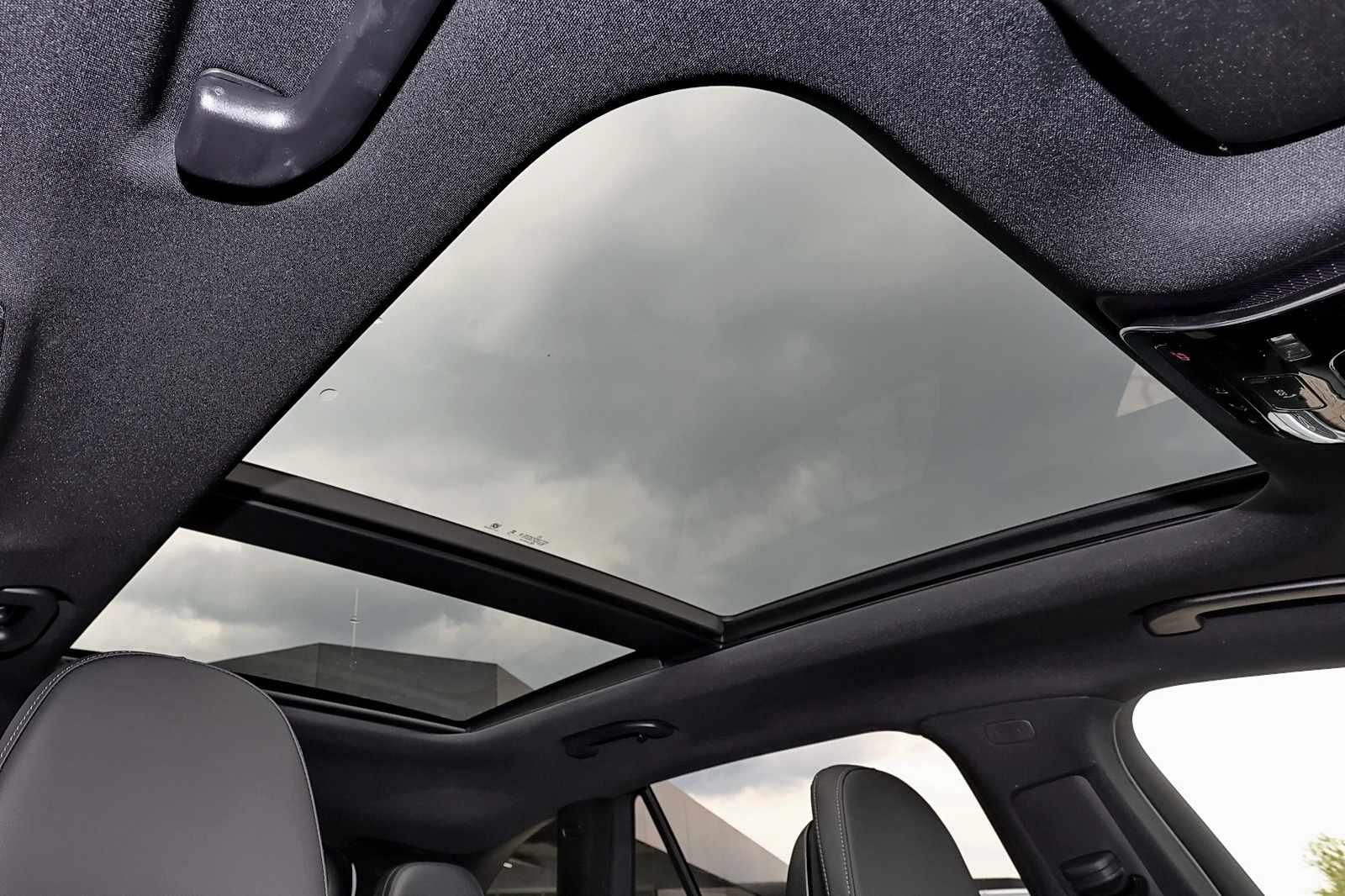 Mercedes-Benz GLC 300 AMG Line GLC 300 d