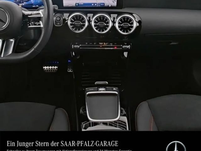 Mercedes-Benz CLA 200 AMG Line Coupé