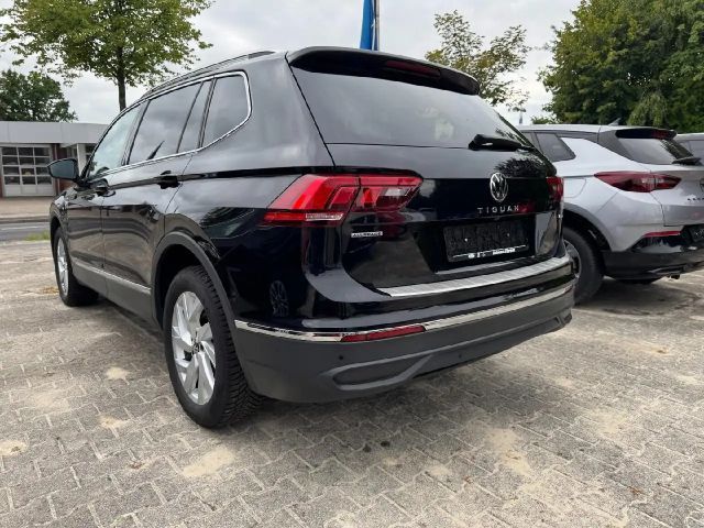 Volkswagen Tiguan 4Motion Allspace Life