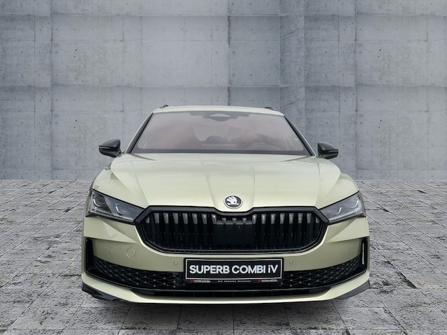 Skoda Superb Combi Sportline iV