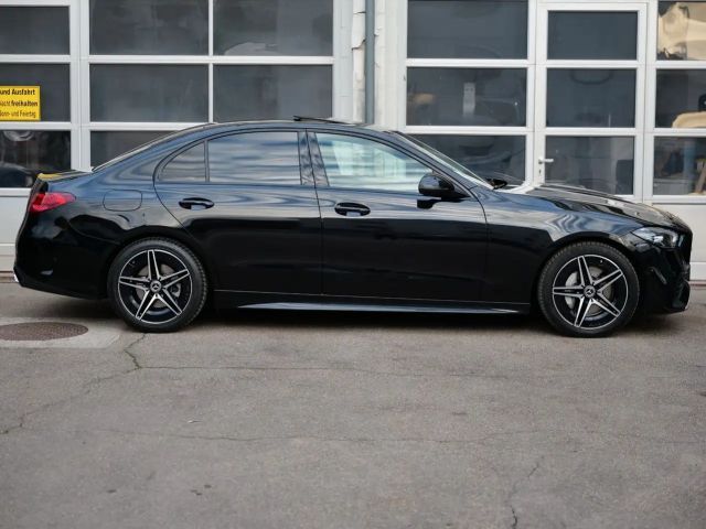 Mercedes-Benz C 220 AMG Line C 220 d Sedan