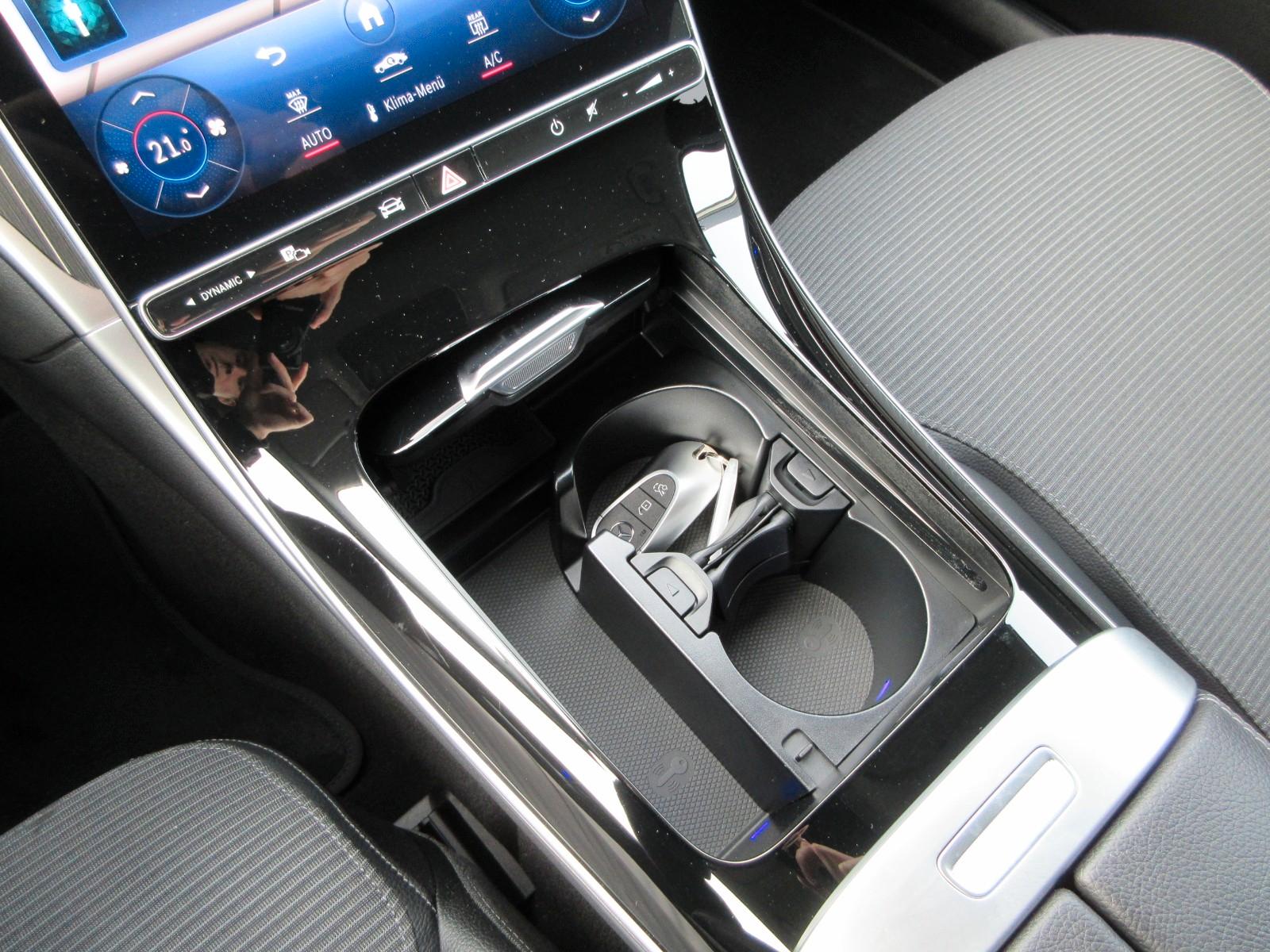 Mercedes-Benz C 200 AVANTGARDE Estate