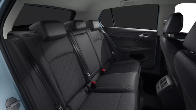 Volkswagen Golf 1.5 eTSI DSG