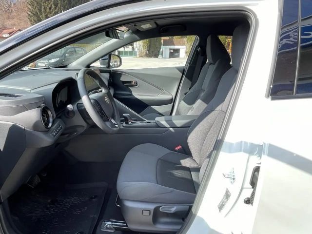 Toyota C-HR Active Hybride Plug-in