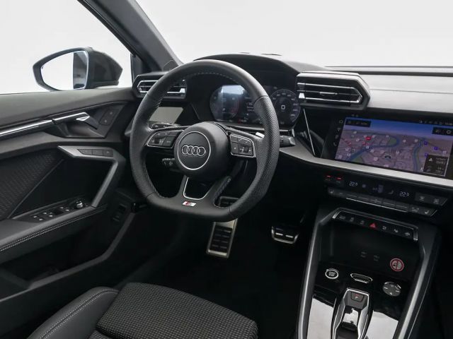 Audi A3 40 TFSI Quattro S-Line S-Tronic Sedan