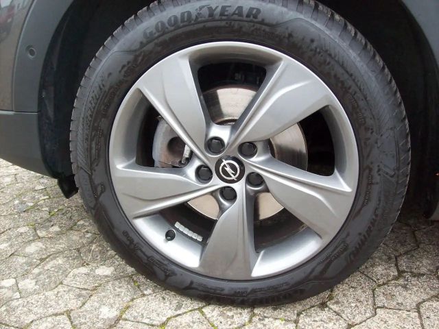 Opel Grandland X 1.2 T LED 360* SHZ LHZ Navi AHK