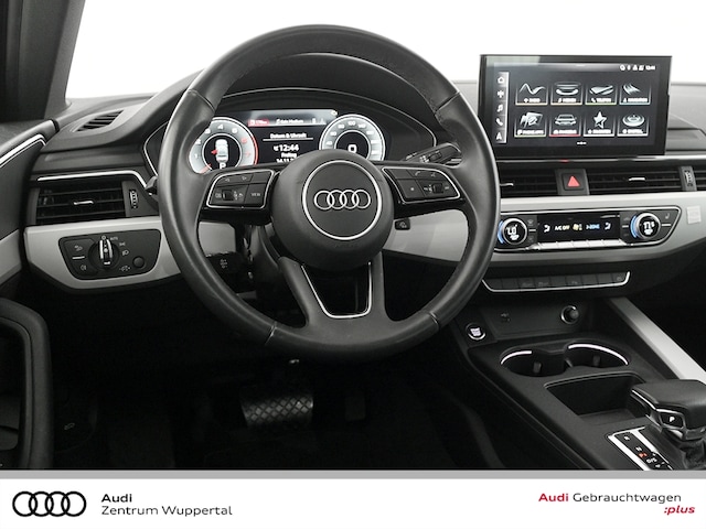 Audi A4 35 TFSI S-Line S-Tronic Sedan