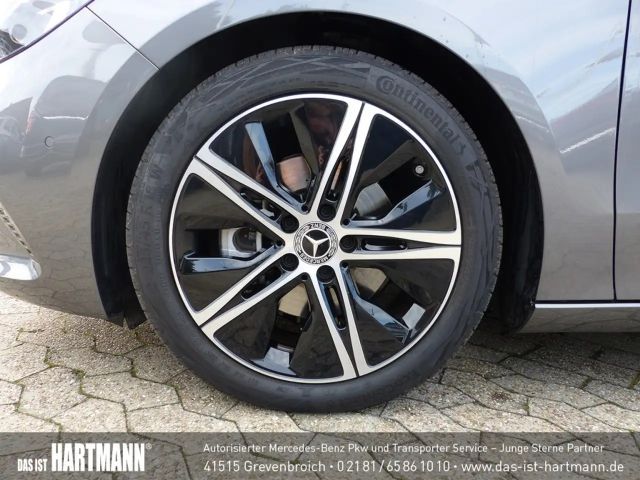 Mercedes-Benz B 180 Progressive Sedan