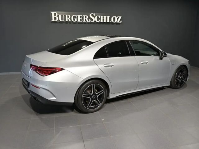 Mercedes-Benz CLA 200 AMG Line CLA 200 d Coupé