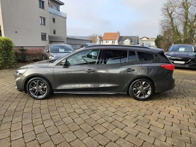 Ford Focus EcoBoost ST Line Wagon
