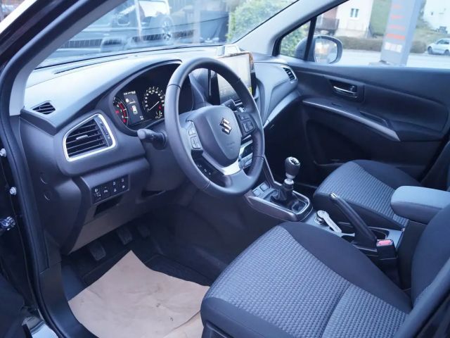 Suzuki S-Cross AllGrip Hybrid