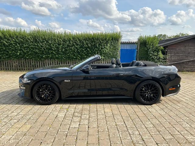 Ford Mustang Convertible GT 5.0 V8