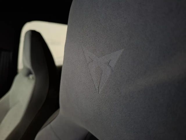 Cupra Born 62kWh...LED/Pano/RFK...LED/RFK/Pano...*Mod.2022*