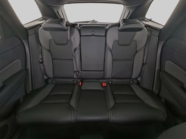 Volvo XC60 AWD Plus T6