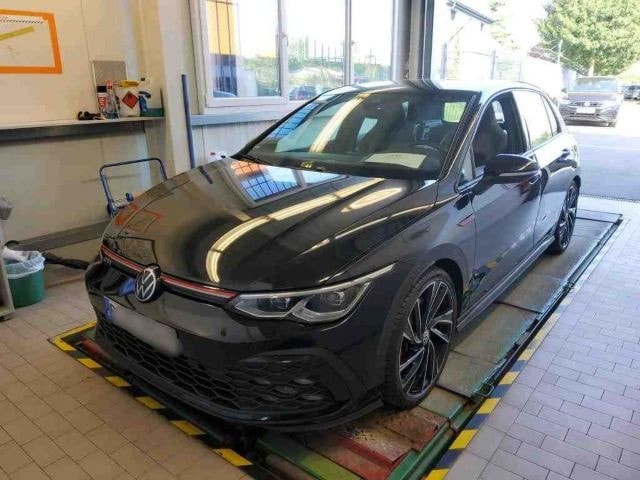 Volkswagen Golf 2.0 TSI GTI