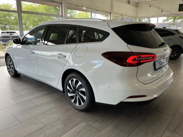 Ford Focus Titanium Wagon