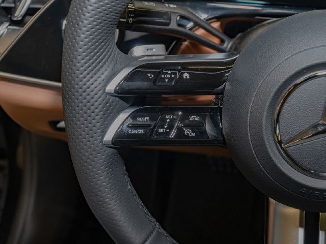 Mercedes-Benz E 220 E 220 d Sedan