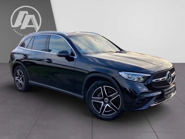 Mercedes-Benz GLC 300 4MATIC AMG Line