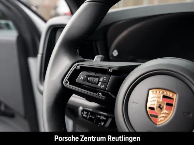 Porsche Cayenne Black Edition