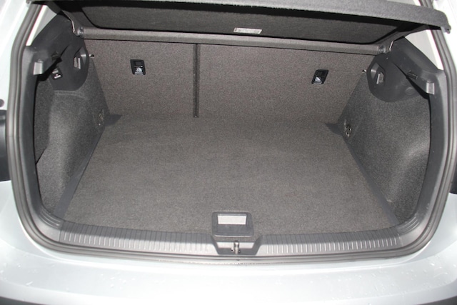 Volkswagen Golf 2.0 TDI Golf VIII Pro