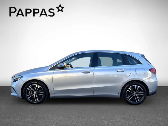 Mercedes-Benz B 180 Sedan