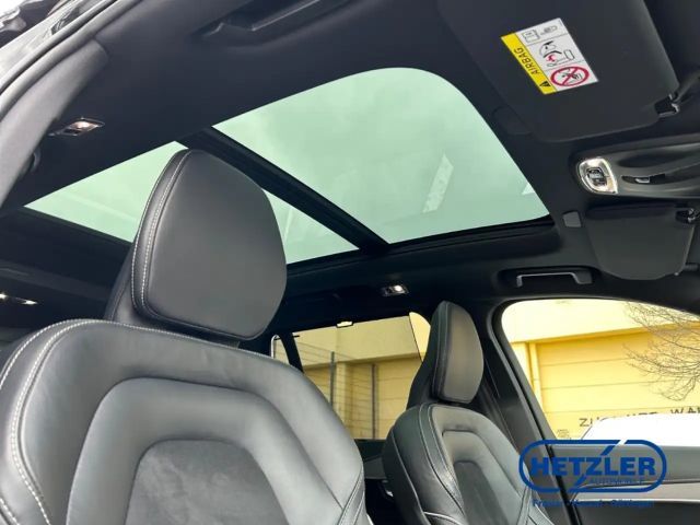 Volvo XC90 AWD R-Design Recharge