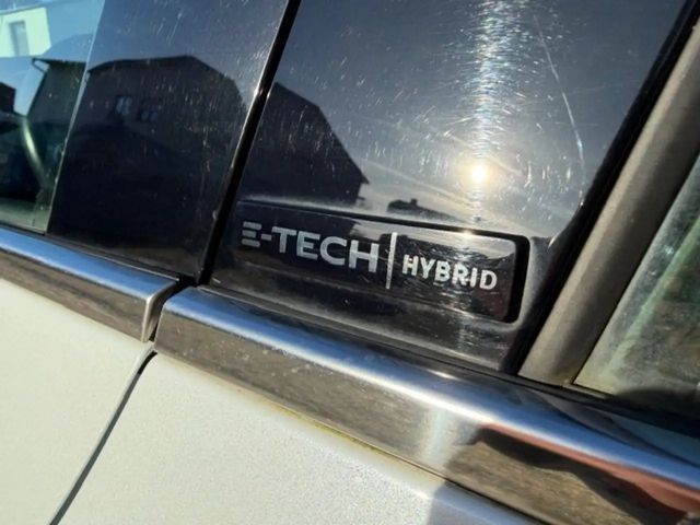 Renault Clio E-Tech Hybrid Intens