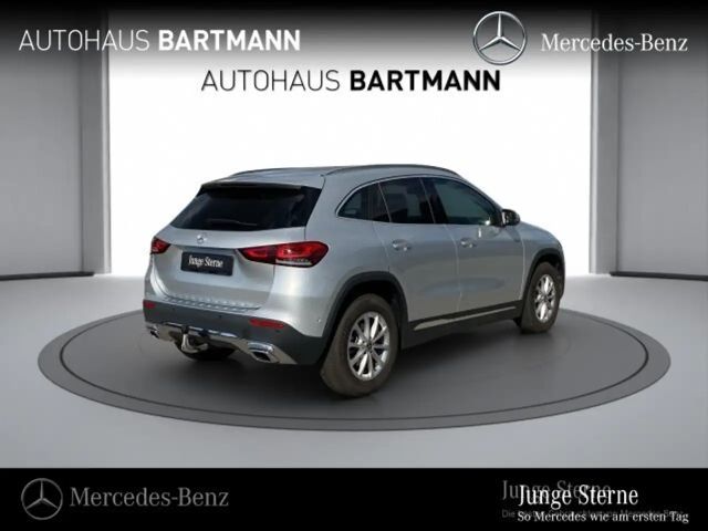 Mercedes-Benz GLA 180 Progressive
