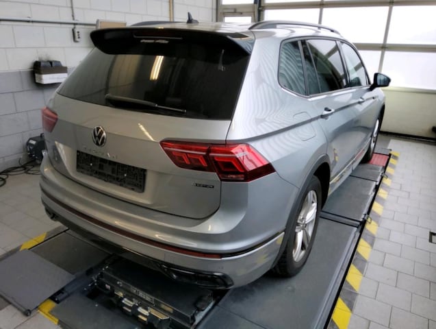 Volkswagen Tiguan 2.0 TDI Allspace DSG R-Line
