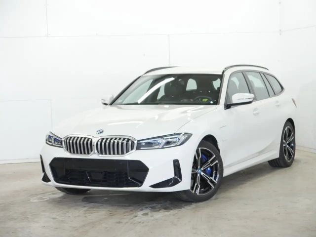 BMW 330 330e M-Sport Touring