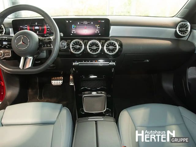 Mercedes-Benz A 200 AMG Line