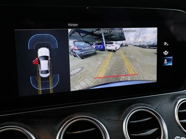 Mercedes-Benz E 300 E 300 de Sedan