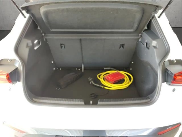 Cupra Born Navi LED ACC Klimaut. PDC v+h +kamera