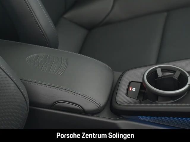 Porsche 992 4 Carrera Coupé GTS