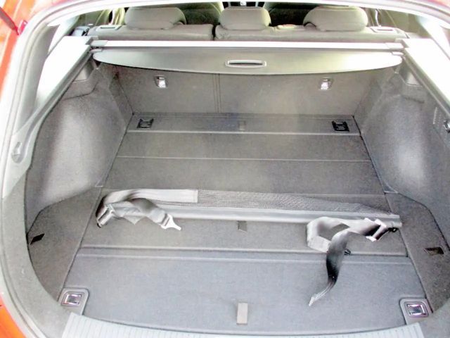 Hyundai i30 Kombi - PD i-Line 1,5 DPI c1ki0