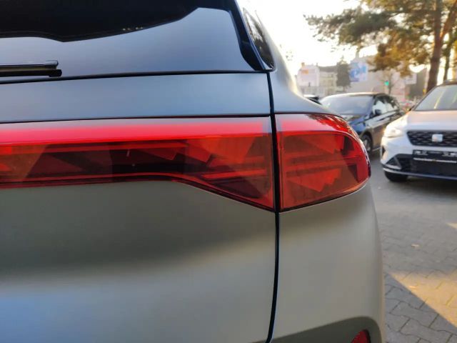 Cupra Terramar 1.5 e-Hybrid