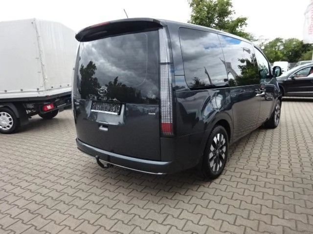 Hyundai Staria Signature Vierwielaandrijving