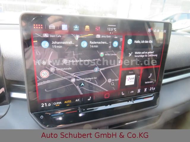 Volkswagen T-Roc 1.5 eTSI DSG R-Line