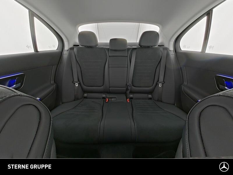 Mercedes-Benz C 220 AMG Line C 220 d Sedan