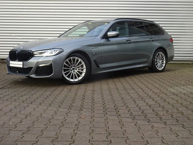 BMW 530 530e M-Sport Touring xDrive