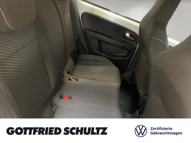 Volkswagen up! Active
