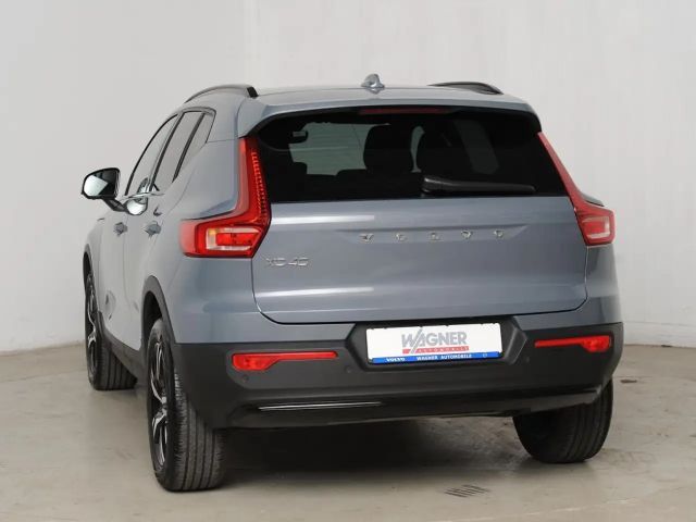 Volvo XC40 Dark Plus