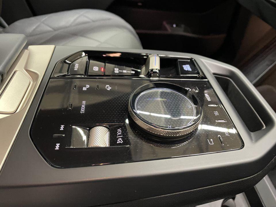 BMW iX xDrive xDrive40